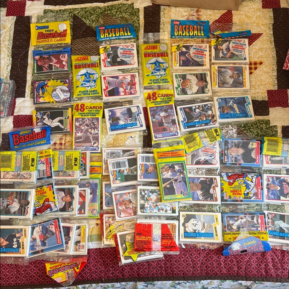 Vintage Baseball Card Collection - 17 baseball rack packs with stars showing - Picture 2 of 3